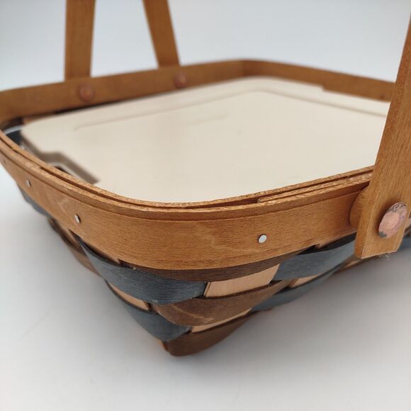 Longaberger Fieldstone Carry & Serve Square Basket with Food Storage Container - Picture 4 of 13